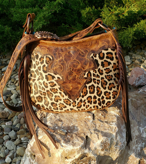 Leopard Glamour Waterfall Style Crossbody Bag